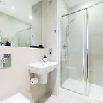Unique Boutique 2 Bed With Balconies - Park Row Leeds (West Yorkshire)