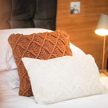 Apartamento Unique Boutique 2 Bed Apt With Balconies - Central Park Row Leeds (West Yorkshire)