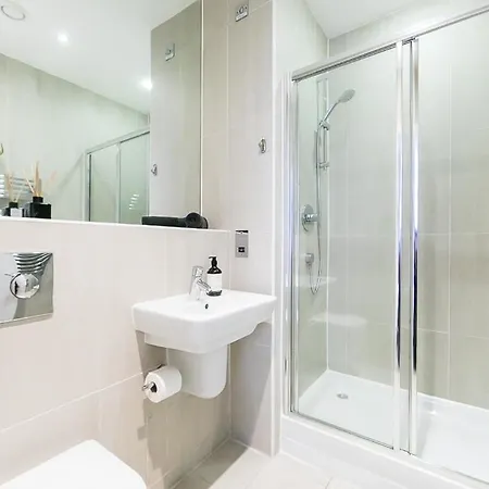 Unique Boutique 2 Bed With Balconies - Park Row Leeds (West Yorkshire)